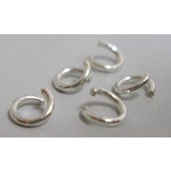 Nyitott szerelőkarika. 8x1mm. 100db/csomag.