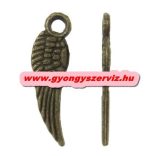 Fém medál, fityegő. Angyal szárny. 5x17 mm. Antik bronz szín. 100db.