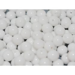 Cseh üveggyöngy. 8mm. Porcelánfehér. 50db/csomag.