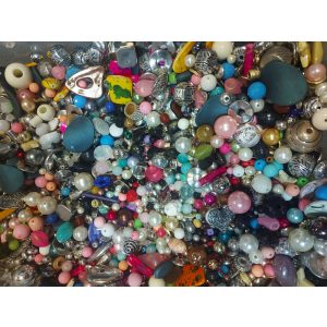 250 gramm vegyes ékszer alkatrész. Mix.