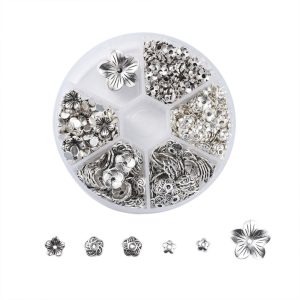 540 darabos gyöngykupak szett. Mix. Antik ezüst szín, ajándék dobozban.