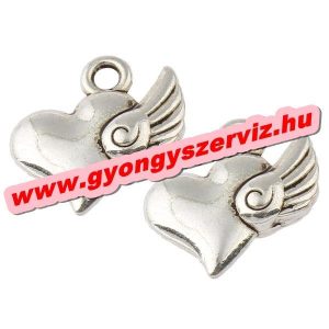 Fém medál, fityegő. Szárnyas szív. 14x10x3mm. 10db.