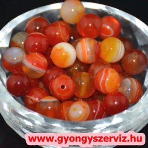 Achát gyöngy. 8mm.  1 szál. Narancs színű