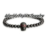 Kiárusítás! Koponya köztes fémgyöngy, cirkon kristályokkal. Fekete szín. 10x12mm.