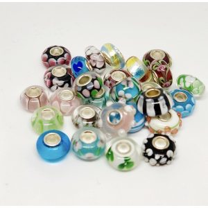 Pandora stílusú, egy magos üveggyöngy, lámpagyöngy. Mix.