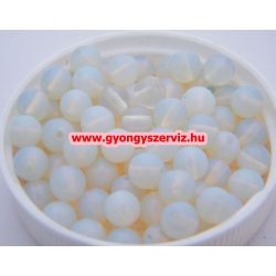   Holdkő. Szintetikus. Opalit gyöngy. 8mm. 1 szál. (kb. 40cm)