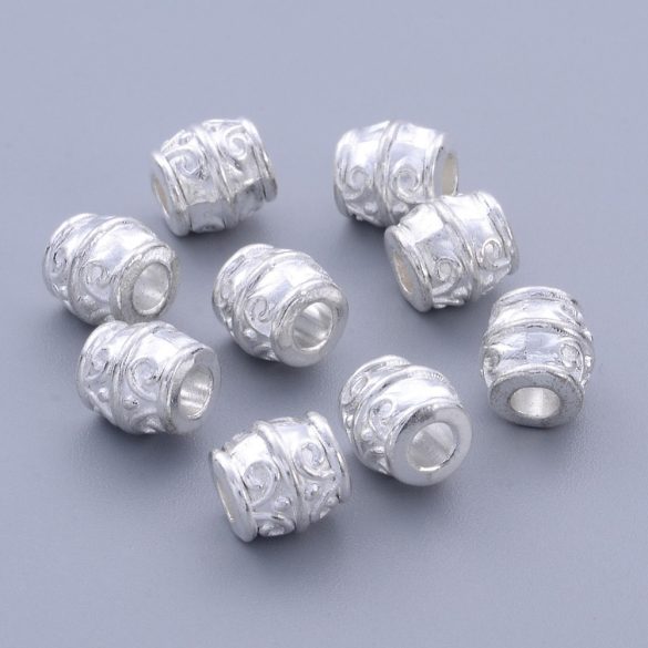 100db. Hordó köztes gyöngy. 6x6mm. Ezüst szín.