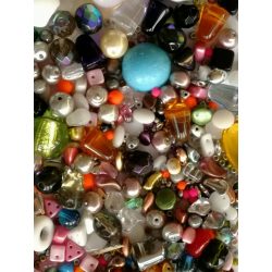 Cseh, préselt üveggyöngy mix. 50gramm/csomag