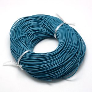 Bőr szalag, bőr zsinór. 2mm.  Türkiz. 10m/db