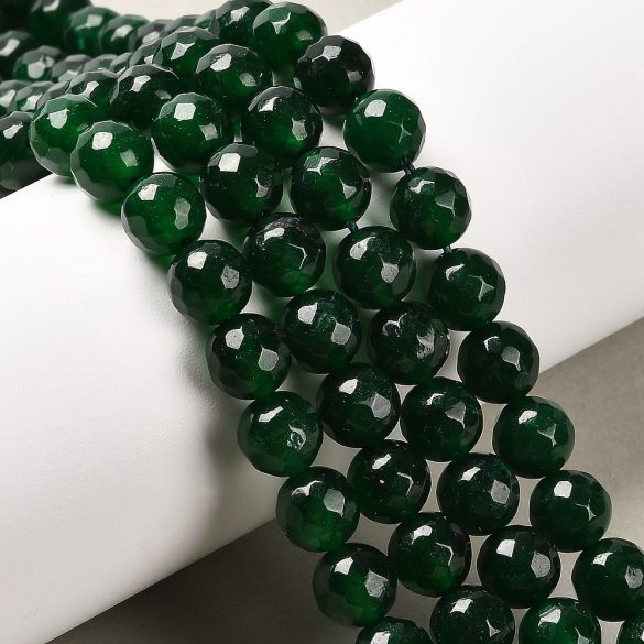  1 szál.Csiszolt jade ásványgyöngy. 8mm. Smaragd szín.