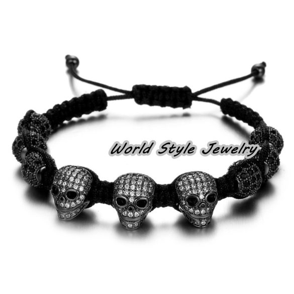 Cirkon kristályos gyöngy.  Koponya. 11.5x9.5x11mm. Fekete szín.