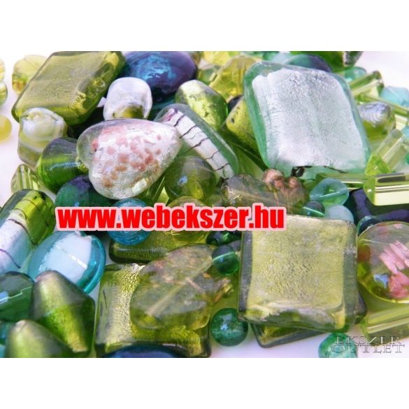 Üveggyöngy mix. 8 választható színben ! 50gramm/csomag.