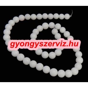 Jade ásványgyöngy. 6mm. Porcelán fehér. 1 szál, kb. 40cm. 