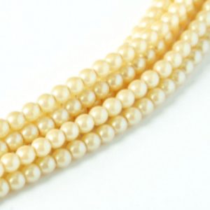 Cseh tekla üveggyöngy. 6mm. " Napfény ". 100db/szál.