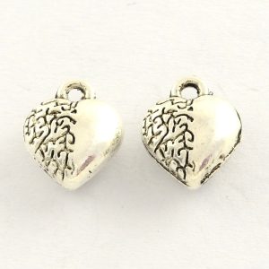 Fém medál, fityegő. Szív. 12x10mm. 10db.