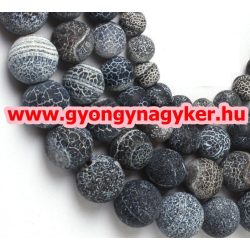 Matt repesztett achát gyöngy. Fekete. 8mm.  1 szál.