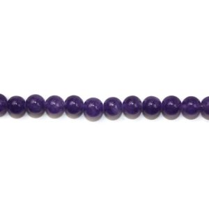 Jade ásványgyöngy. 8mm. Sötétlila. 1 szál.