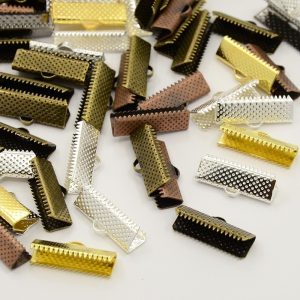  100db. Szalagvég, zsinórvég, végzáró. 25x8x5mm. 6 színben! Válassz színt! 