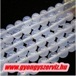 Fehér achát ásványgyöngy. 8mm. 1 szál.