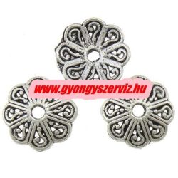 Gyöngykupak. 13x13x3mm. Antik ezüst szín. 100db/csomag.