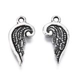 100db. Angyalszárny medál. 19x9.5mm. Antik ezüst szín.