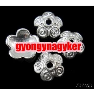 Gyöngykupak. Fém gyöngy. 10x10x3.5mm. Ezüst szín.  Leárazva!  100db.