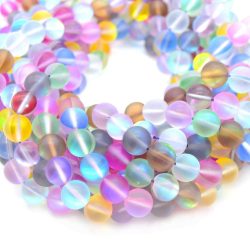   Szintetikus , matt aurakvarc gyöngy. Hologrammos gyöngy. 12 szín, két méret.